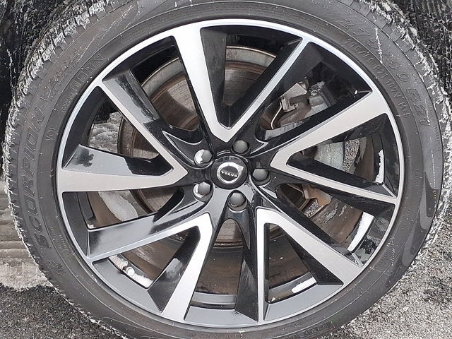 2024 Volvo XC90 Plus Bright Theme