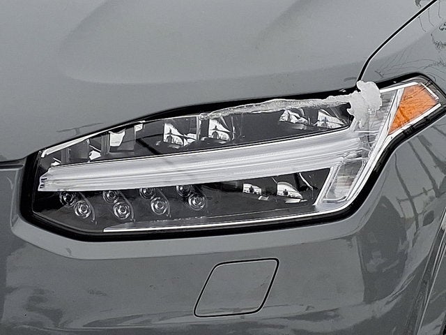 2024 Volvo XC90 Plus Bright Theme