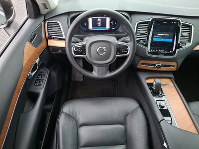 2024 Volvo XC90 Plus Bright Theme
