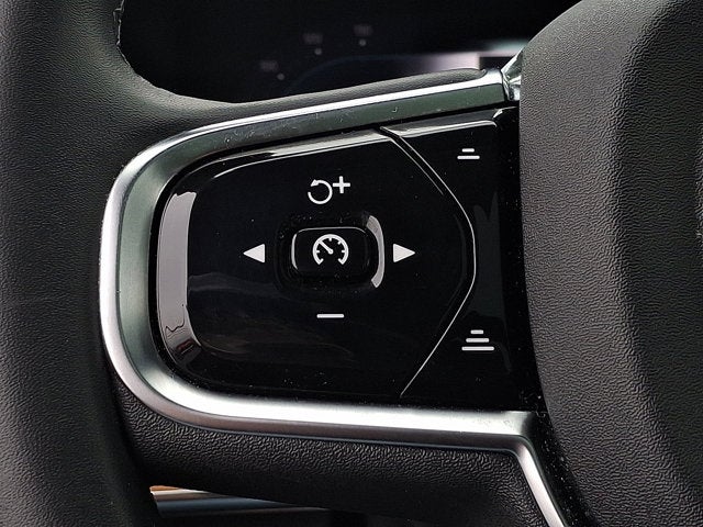 2024 Volvo XC90 Plus Bright Theme