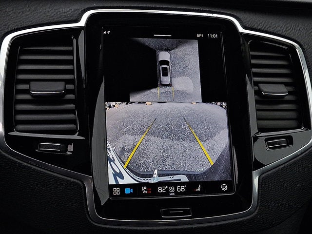 2024 Volvo XC90 Plus Bright Theme
