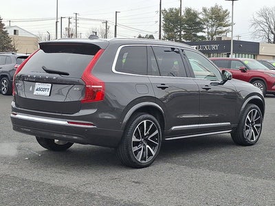 2024 Volvo XC90 Plus Bright Theme