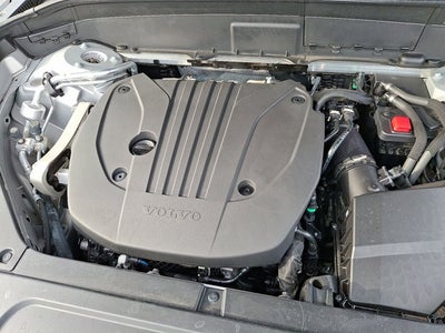 2024 Volvo XC90 Plus Bright Theme