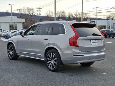 2024 Volvo XC90 Plus Bright Theme