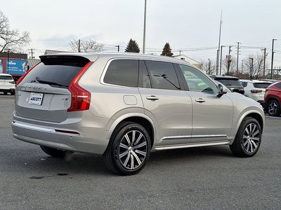 2024 Volvo XC90 Plus Bright Theme