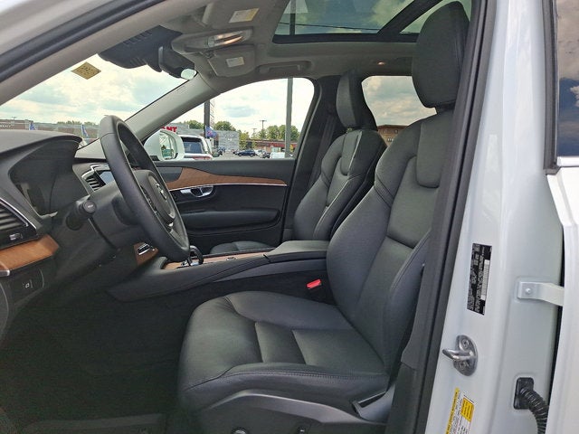 2023 Volvo XC90 Plus