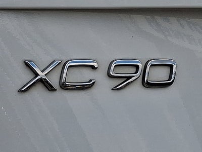 2023 Volvo XC90 Plus