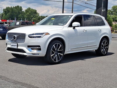 2023 Volvo XC90 Plus