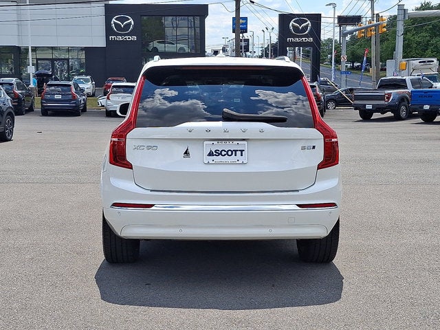 2023 Volvo XC90 Plus