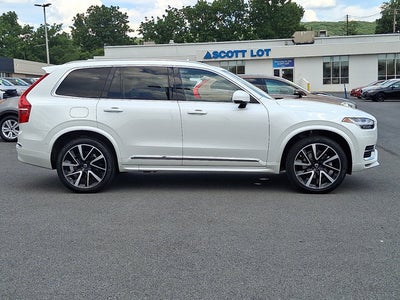 2023 Volvo XC90 Plus