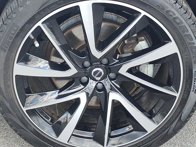 2023 Volvo XC90 Plus