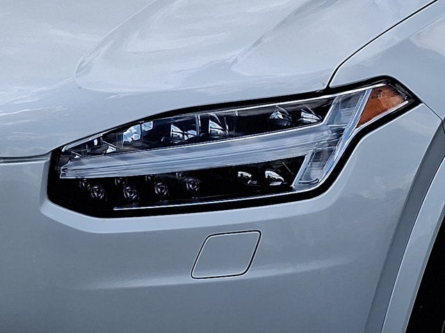 2023 Volvo XC90 Plus