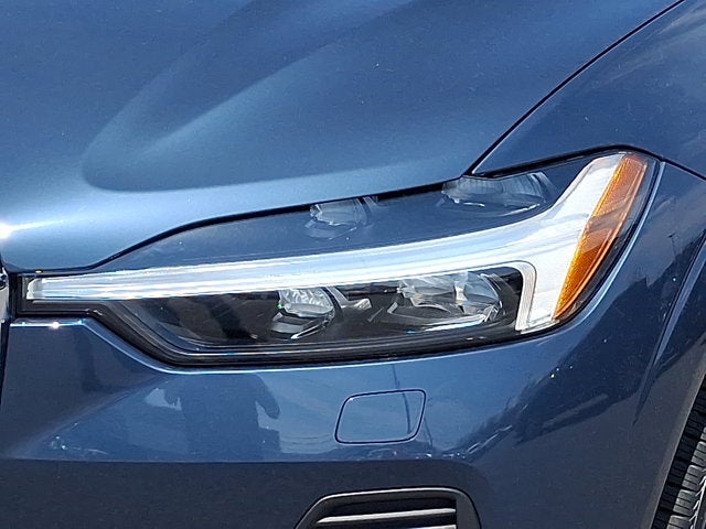 2023 Volvo XC60 Ultimate Bright Theme