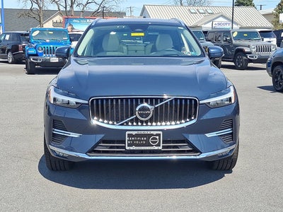 2023 Volvo XC60 Ultimate Bright Theme