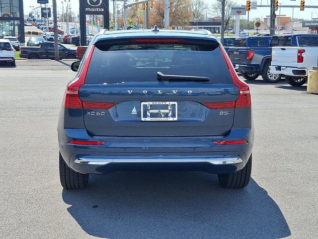 2023 Volvo XC60 Ultimate Bright Theme