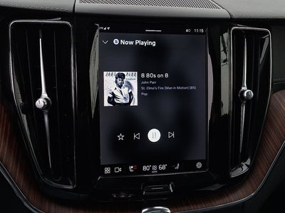 2023 Volvo XC60 Ultimate Bright Theme