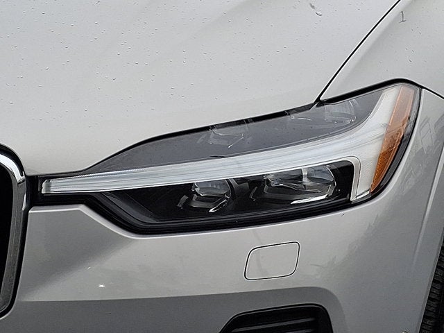 2023 Volvo XC60 Ultimate Bright Theme