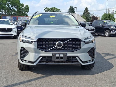 2024 Volvo XC60 Plus Dark Theme