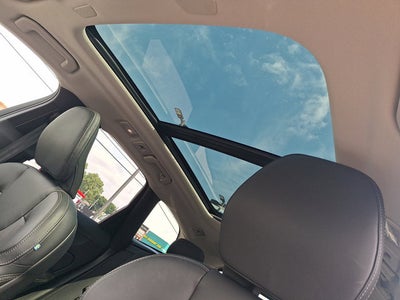 2024 Volvo XC60 Ultimate Dark Theme