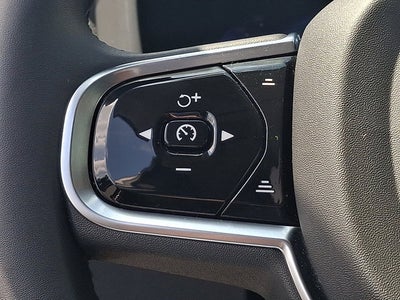 2024 Volvo XC60 Ultimate Dark Theme