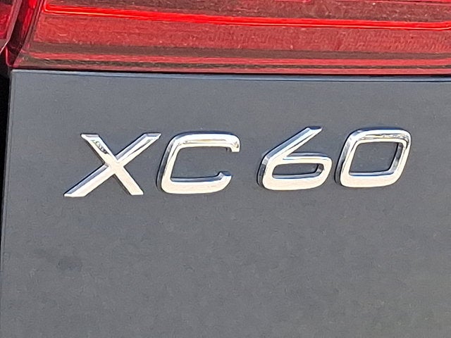 2024 Volvo XC60 Ultimate Dark Theme