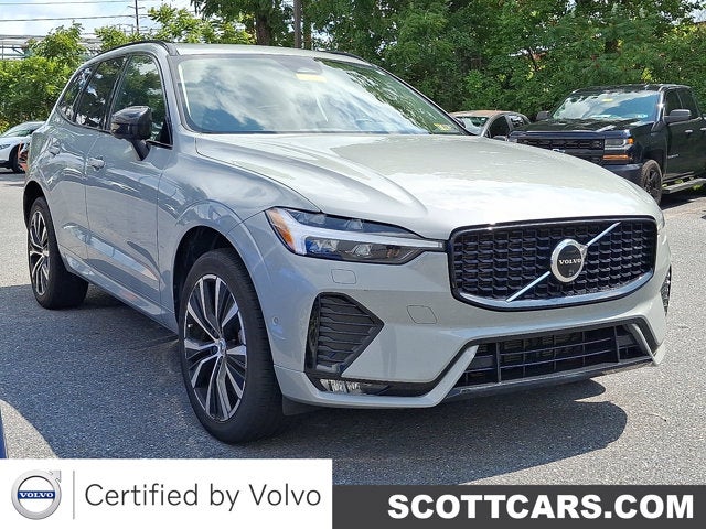 2024 Volvo XC60 Ultimate Dark Theme