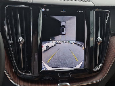 2024 Volvo XC60 Ultimate Dark Theme