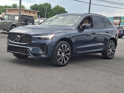 2024 Volvo XC60 Ultimate Dark Theme