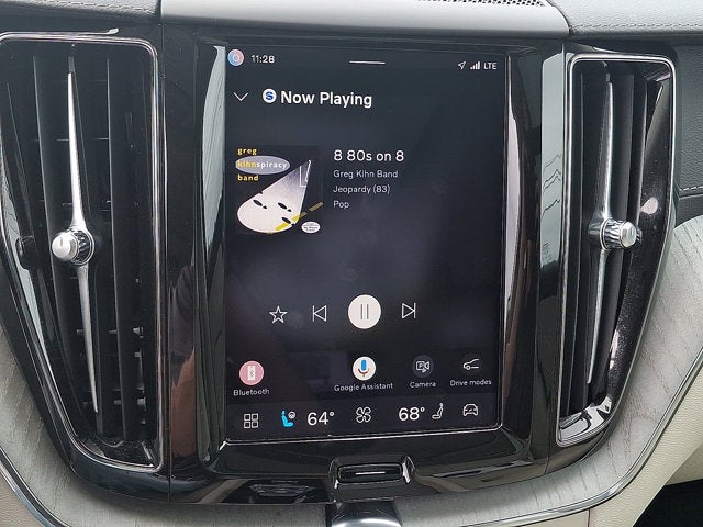 2024 Volvo XC60 Ultimate Dark Theme