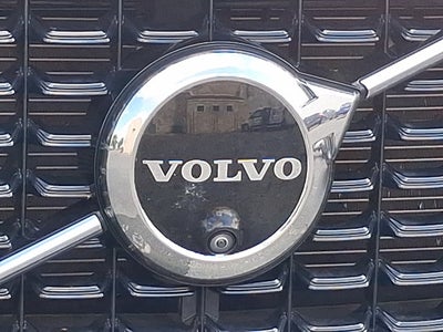 2024 Volvo XC60 Ultimate Dark Theme