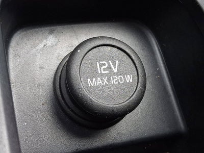 2023 Volvo XC60 Plus Bright Theme