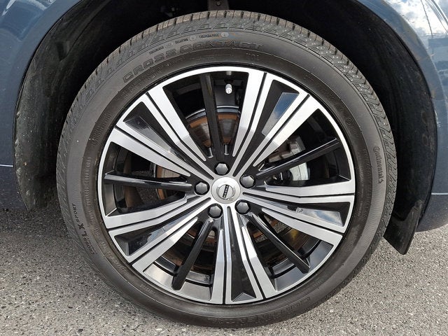 2023 Volvo XC60 Plus Bright Theme
