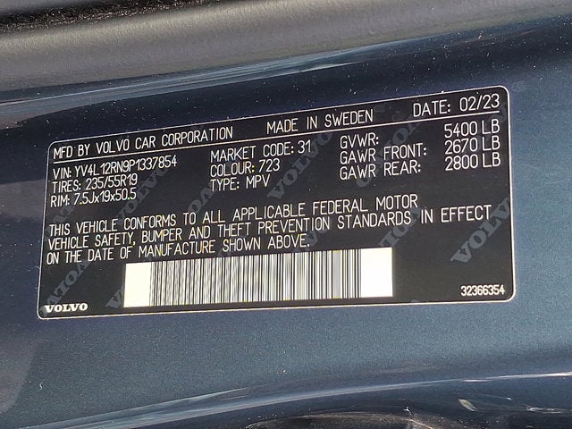 2023 Volvo XC60 Plus Bright Theme