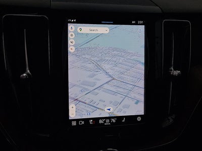 2023 Volvo XC60 Plus Bright Theme