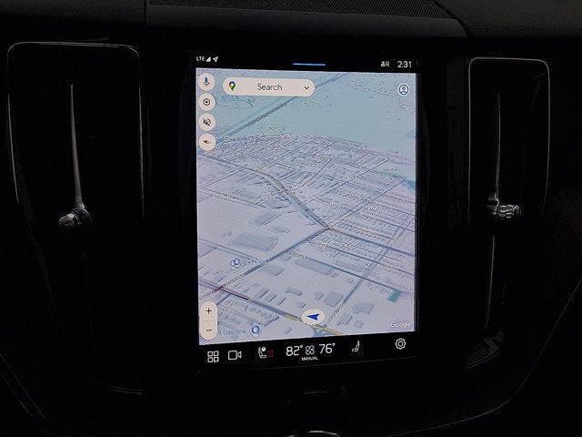 2023 Volvo XC60 Plus Bright Theme