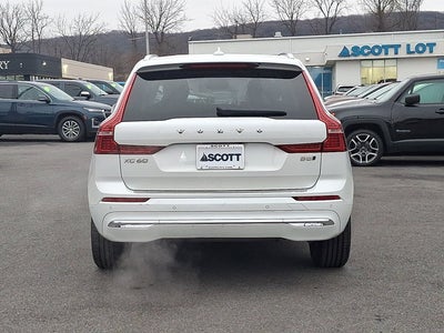 2023 Volvo XC60 Plus Bright Theme
