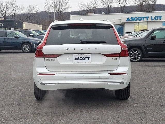 2023 Volvo XC60 Plus Bright Theme
