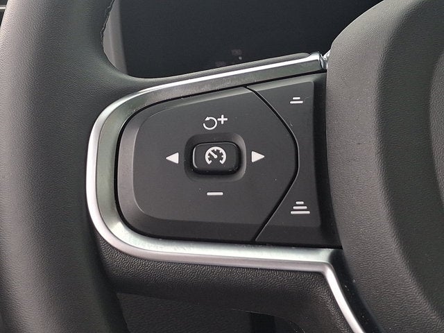 2023 Volvo XC60 Core