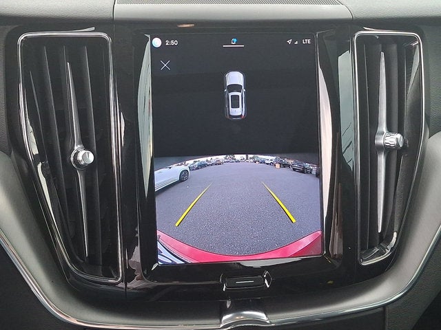 2023 Volvo XC60 Core