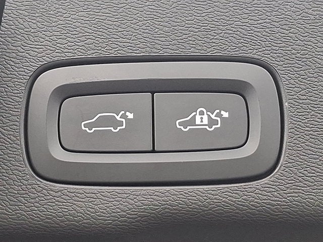 2023 Volvo XC60 Core