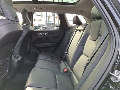 2023 Volvo XC60 Plus Dark Theme
