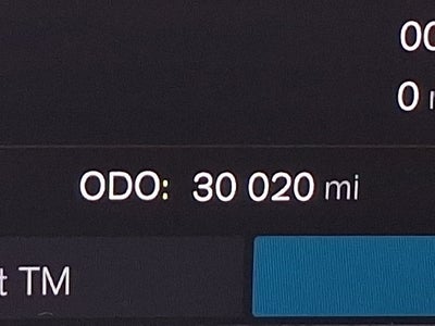 2023 Volvo XC60 Plus Dark Theme