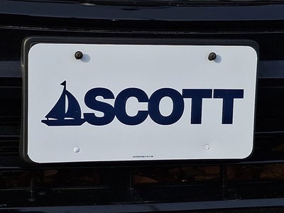 2023 Volvo XC60 Plus Dark Theme