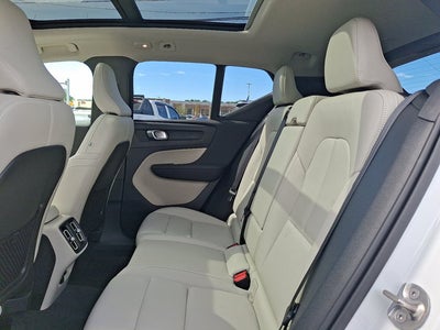 2026 Volvo XC40 Plus