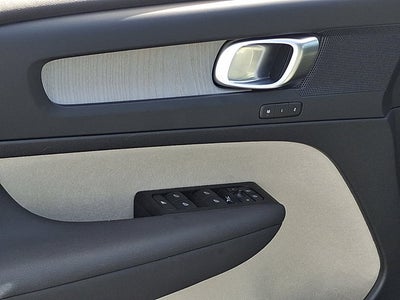 2026 Volvo XC40 Plus