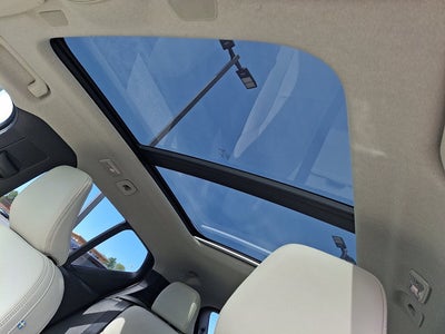 2026 Volvo XC40 Plus
