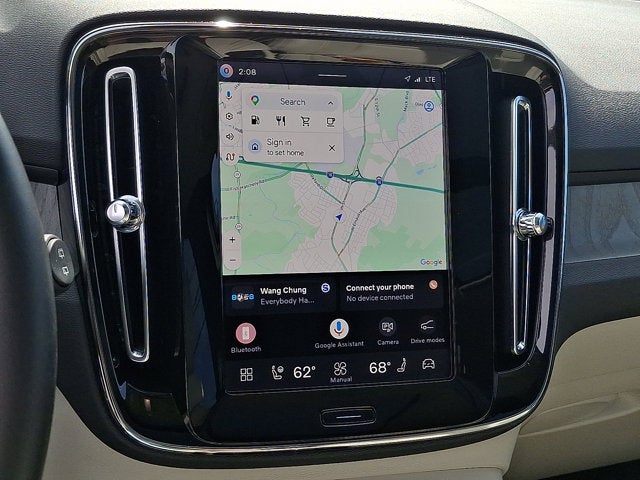 2026 Volvo XC40 Plus