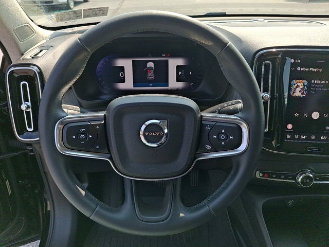2024 Volvo XC40 Plus Bright Theme