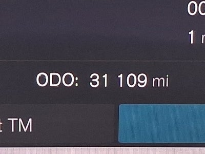 2024 Volvo XC40 Plus Bright Theme
