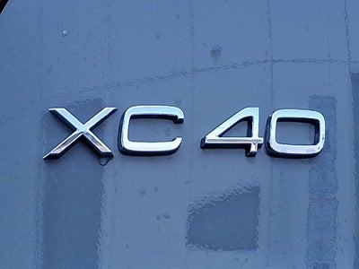 2026 Volvo XC40 Core